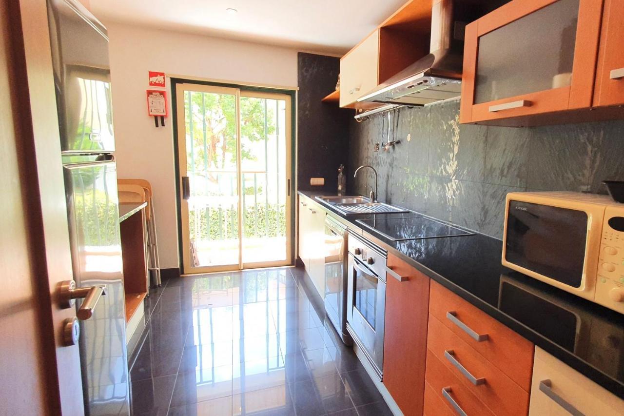 Classic 2Bdr Apartment Near Beach By Lovelystay Lagoa  Exterior photo